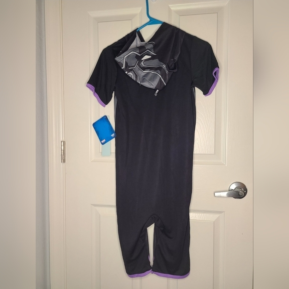 Black Panther Youth Onsie Size Medium 8/10 - Picture 3 of 4